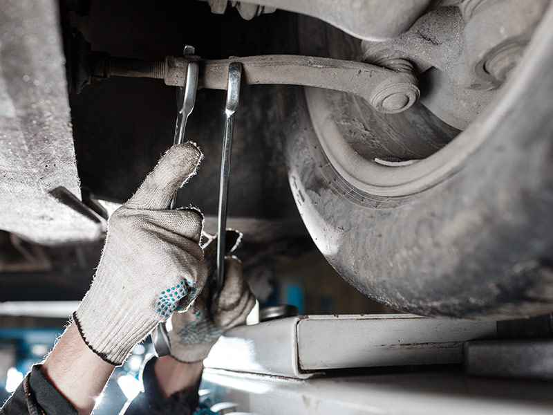 GM-Outlet-How-to-tell-if-your-car-suspension-needs-to-be-repaired-Cover